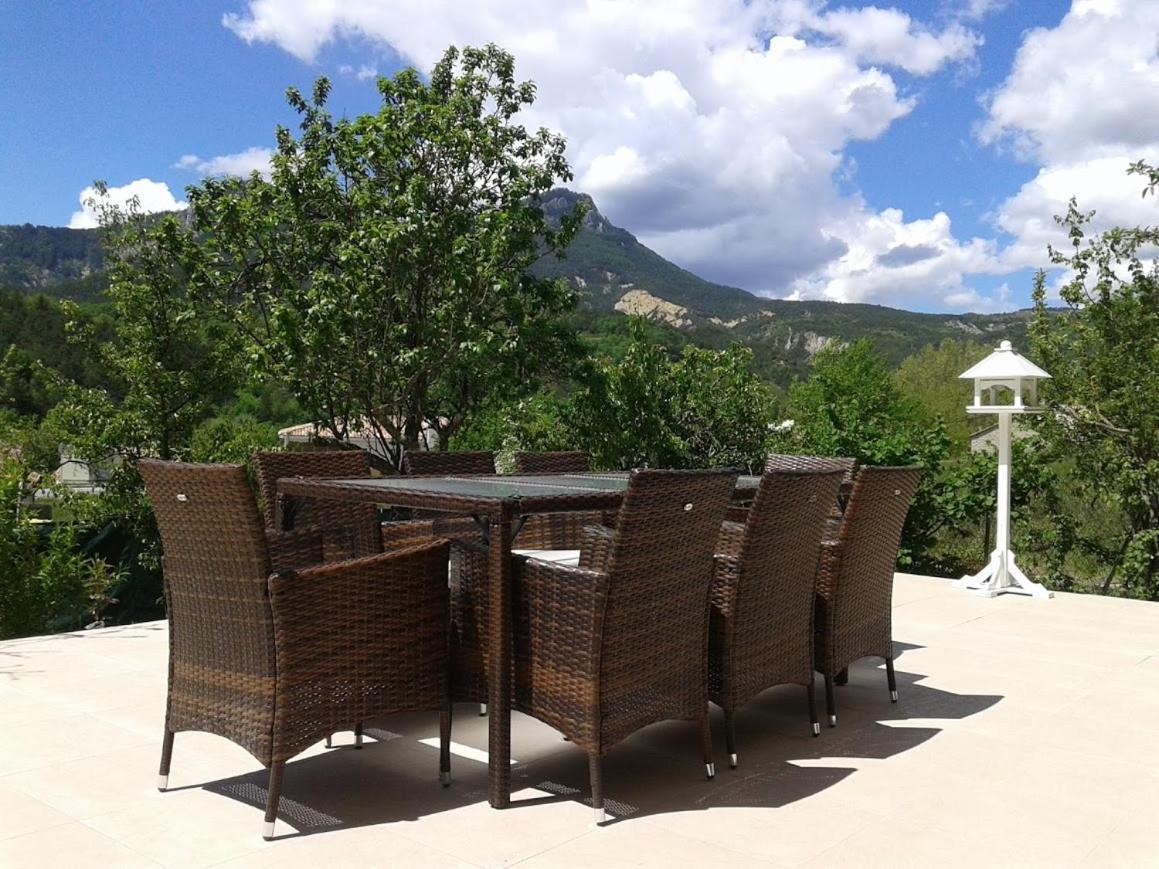 Bnb Castellane Chambre D'Hotes B&B Екстер'єр фото