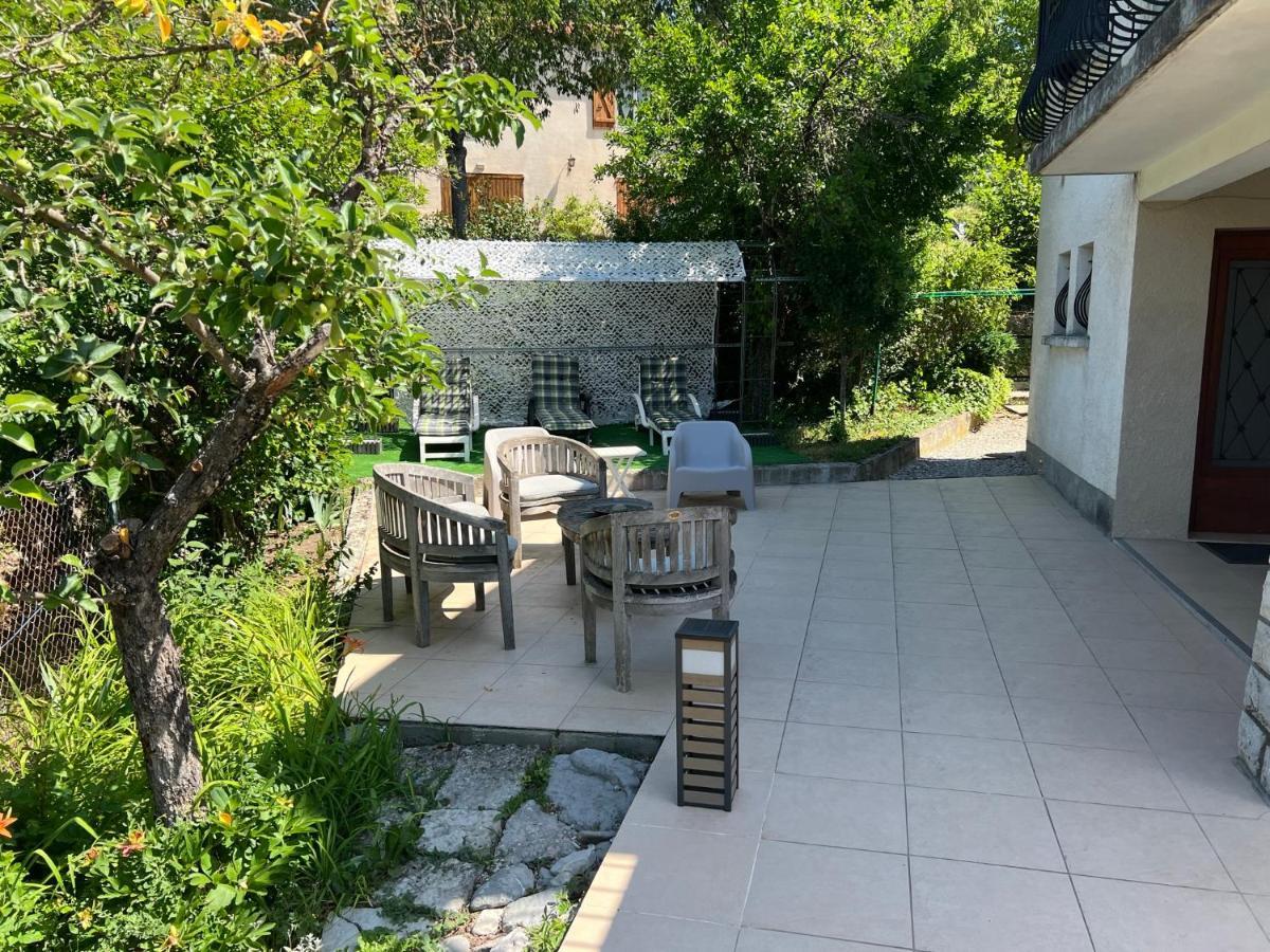 Bnb Castellane Chambre D'Hotes B&B Екстер'єр фото
