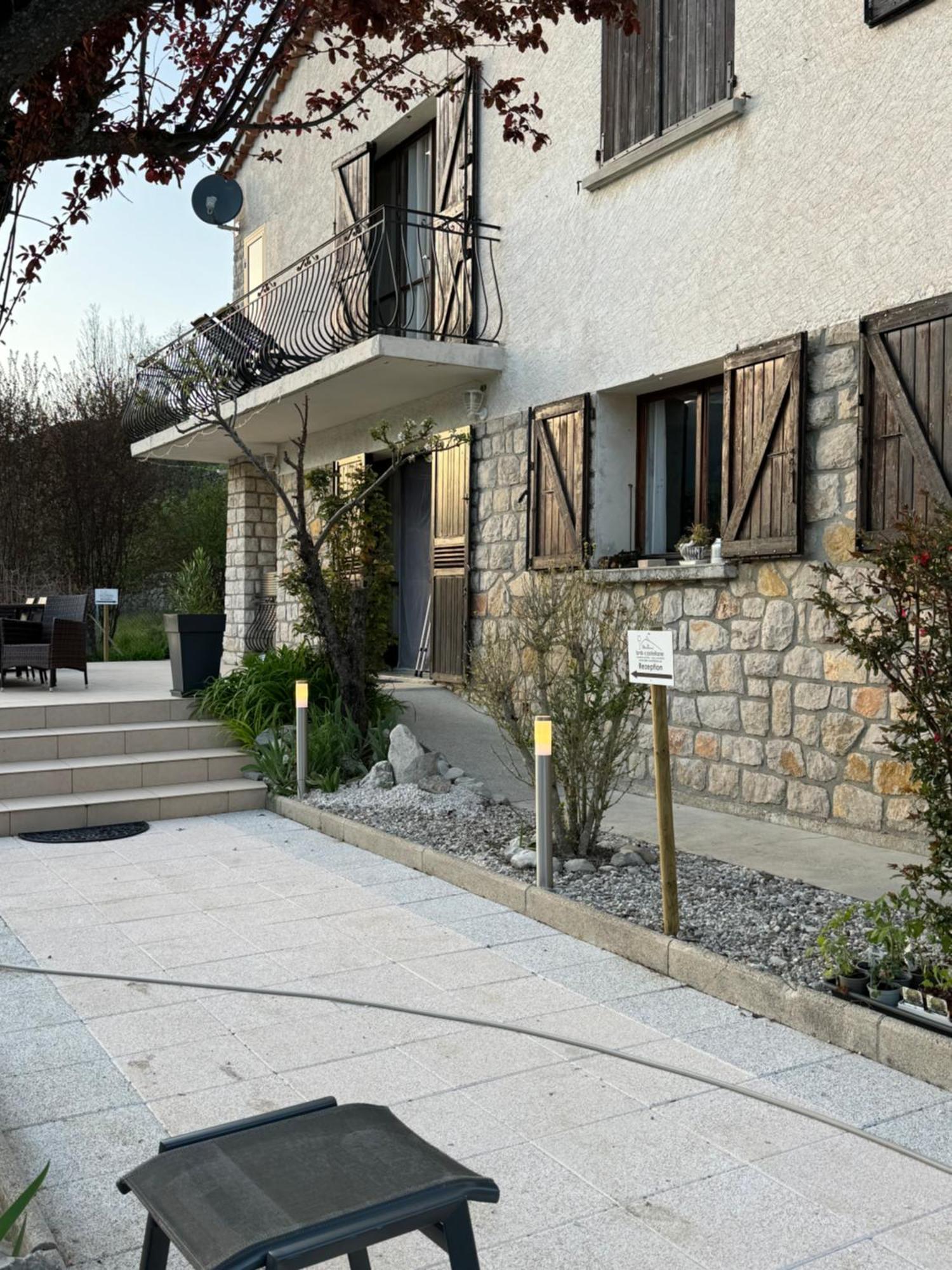 Bnb Castellane Chambre D'Hotes B&B Екстер'єр фото